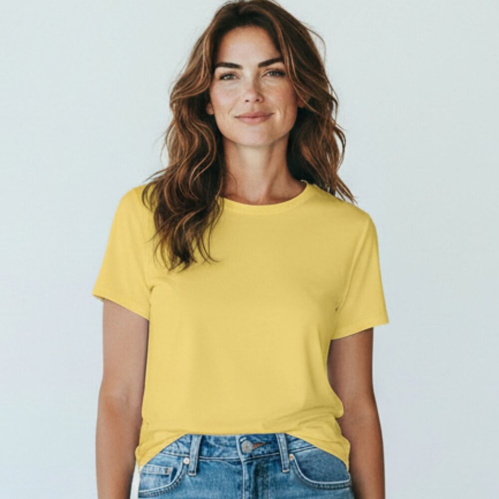 Hannah T-Shirt Short Sleeve Solid Yellow Women's Size Large